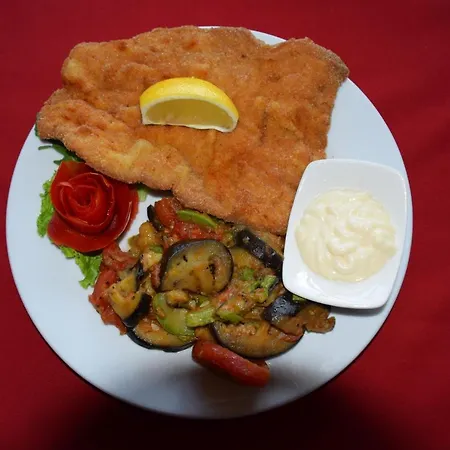 Bistrica Отель Пале